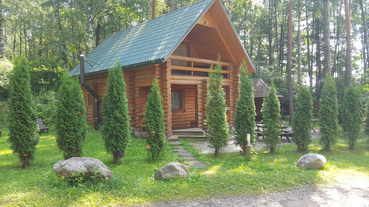 Atputas Komplekss Lilaste Exteriér fotografie
